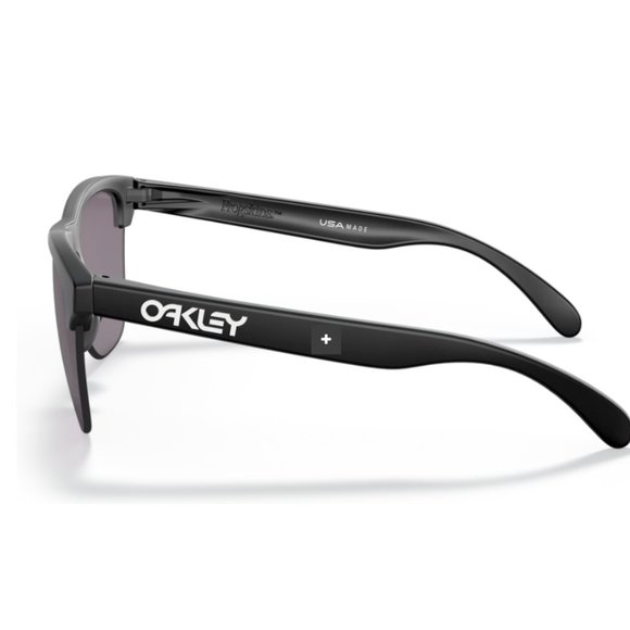 NEW! Oakley Frogskins Lite Black/Grey Sunglasses - Picture 4 of 8